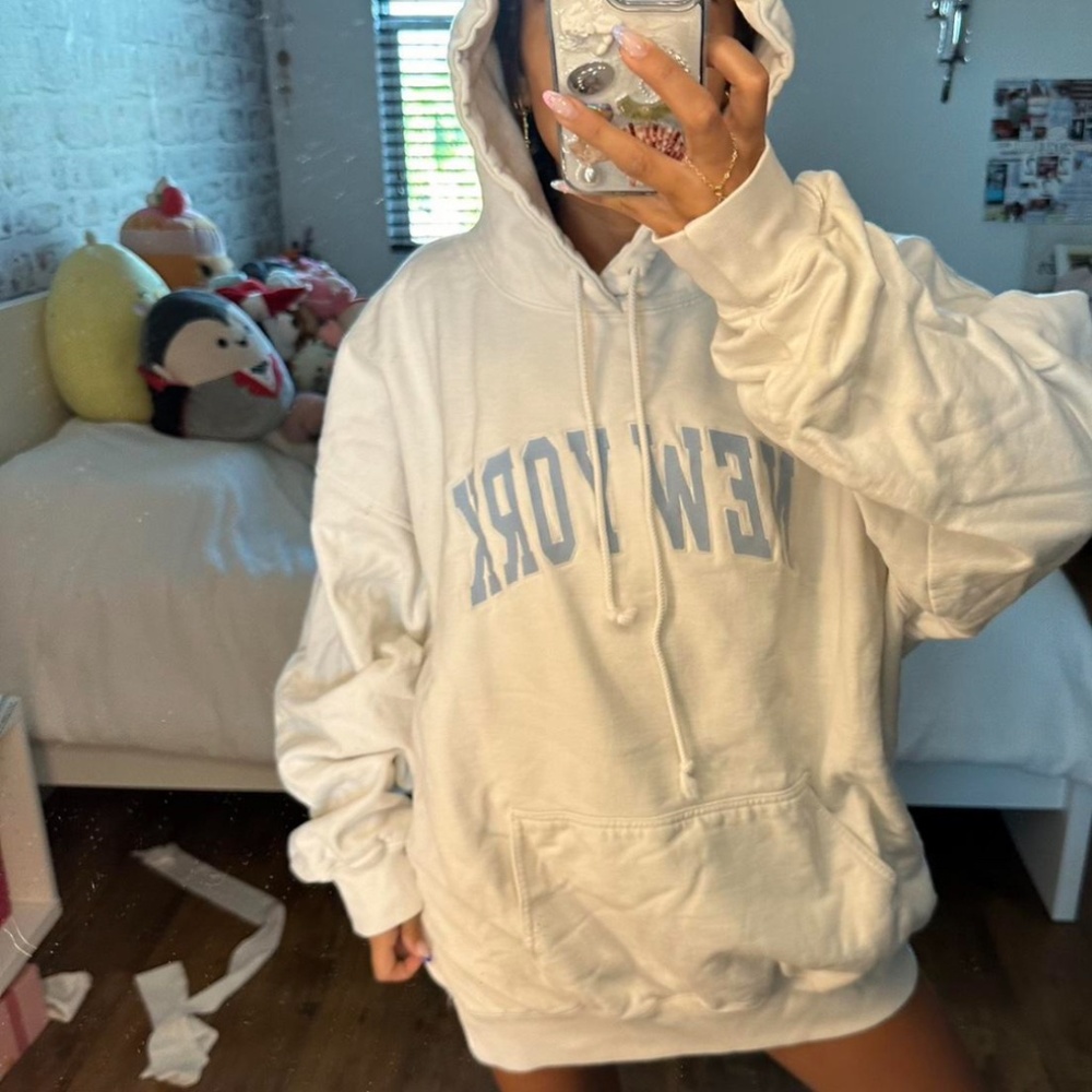 White New York brandy melville hoodie